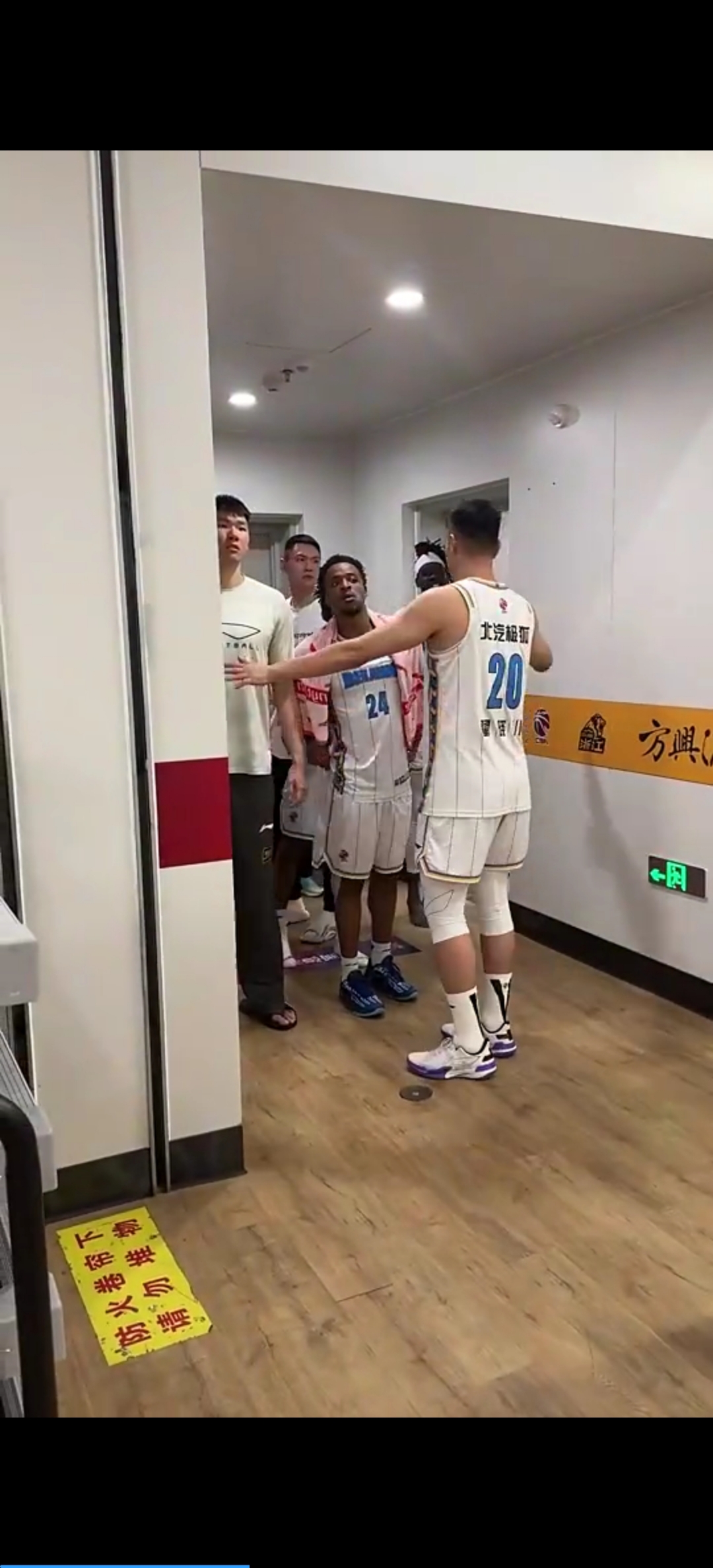 深圳男篮迎德国杯关键赛，清晨内部沟通，底气十足，资深球员宣示担当的简单介绍官方网站