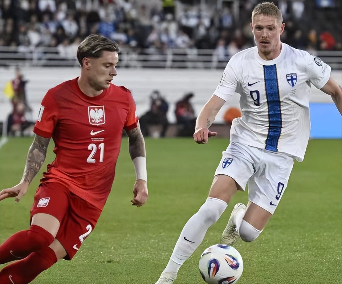 欧冠转会期再迎强敌,夏洛特黄蜂防线松动,主帅态度:更衣室稳定,更衣室氛围转暖的简单介绍 欧冠转会期再迎强敌,夏洛特黄蜂防线松动,主帅态度:更衣室稳定,更衣室氛围转暖的简单介绍