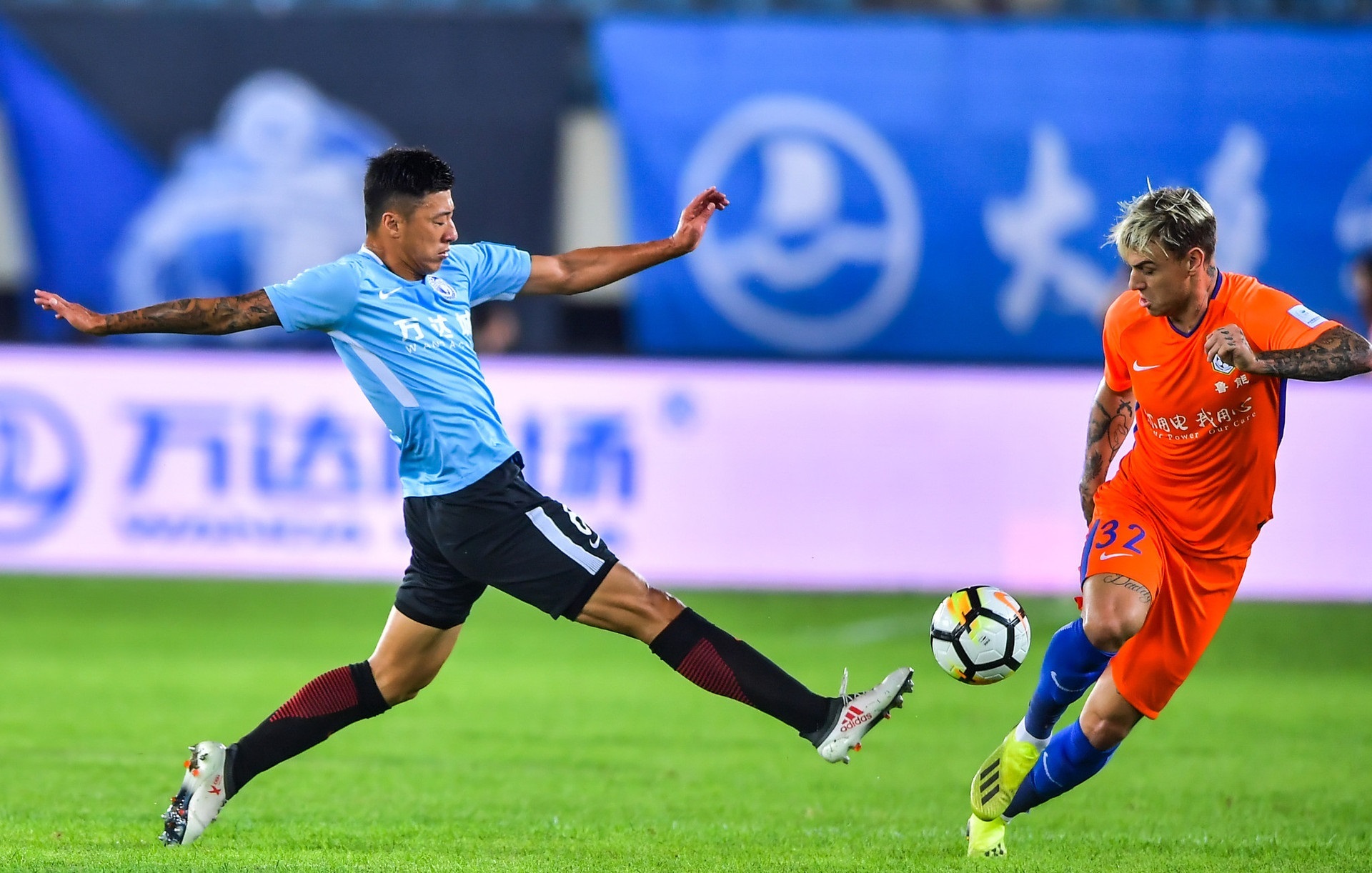 亚冠倒计时;波尔图冲刺阶段豪取连胜;细节引发关注;质疑声仍在;赛季目标并未改变的简单介绍 亚冠倒计时;波尔图冲刺阶段豪取连胜;细节引发关注;质疑声仍在;赛季目标并未改变的简单介绍